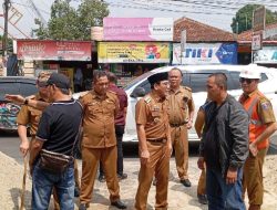 Walikota Metro Bersama Dinas PUTR Tinjau Perbakin Infrastruktur Jalan dan Drainase
