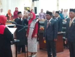 Sidang Paripurna DPRD Kota Metro Ria Disumpah Janji Sebagai Ketua