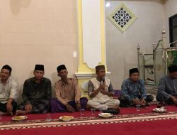 Lurah Kelurahan Trimurjo Basromi Ali S.A.P. M.Si Berbagi Tajil, Buka Bersama, dilanjutkan dengan sholat Tarawih dan Safari Ramadan