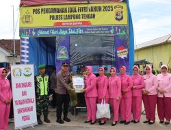 Kunjugi Pospam dan Posyan Ops Ketupat Krakatau 2025, Kapolres Bersama Ibu Ketua Bhayangkari Cabang Lampung Tengah Berikan Dukungan Kepada Petugas