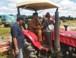 Bupati Lampung Tengah Ardito Wijaya dampingi Gubernur Lampung Rahmad Mirzani Djausal Panen Raya