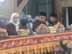 DPRD Kota Metro Gelar Rapat Paripurna: Jawaban Walikota Metro atas Pandangan Umum Dari Fraksi-Fraksi DPRD Tentang LKPJ TA 2024