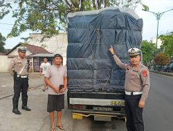 Sat Lantas Polres Metro Door To Door Gencarkan Sosialisasi Bahaya Kendaraan Overdimensi dan Overload