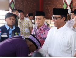 Bupati Lampung Tengah Ardito Wijaya Menyambut kepulangan Jama,ah Haji Asal Kabupaten Lampung Tengah