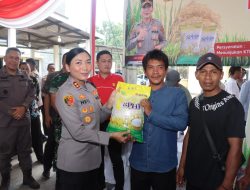 Polres Lampung Timur Gelar Gerakan Pangan Murah, Salurkan 8 Ton Beras untuk Warga