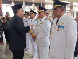 BUPATI ARDITO WIJAYA LANTIK SEJUMLAH PEJABAT: SUHAIMI RESMI JABAT CAMAT KECMATAN ANAK RATU AJI