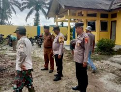 Sinergi Polri dan Warga, Polsek Trimurjo Gotong Royong Jaga Kebersihan Lingkungan