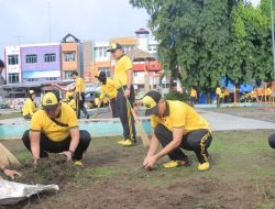 Polres Metro Polda Lampung dan Pemkot Metro Bersinergi Bersihkan Lapangan Samber, Wujudkan Indonesia ASRI