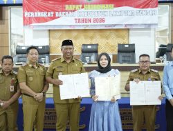 Plt. Bupati Lampung Tengah, I Komang Koheri, S.E., M.Sos, Menandatangani Nota Kesepahaman Bersama Kepala Kejaksaan Negeri Lampung Tengah, Dr. Rita Susanti, S.H., M.H.,