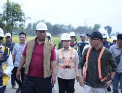 Gubernur Lampung dan Plt. Bupati Lamteng Resmi Lakukan Groundbreaking Jalan Rigid Beton Bangun Rejo–Kalirejo