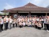 Kedatangan Jokowi Disambut Meriah Oleh Brigade Rakyat Nusantara di Bandara Raden Intan II